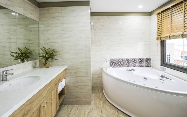 Eco House