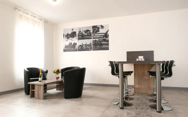 Appartement Duplex Totalement Meuble Et Equipe