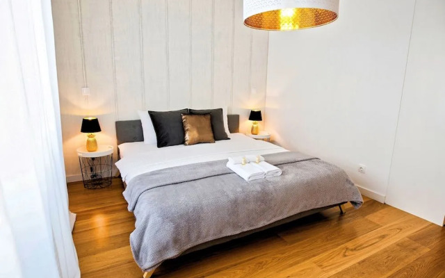 Industrial Lisbon Apartment