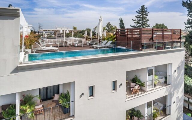 Lear Sense - Experience Luxury Hotel