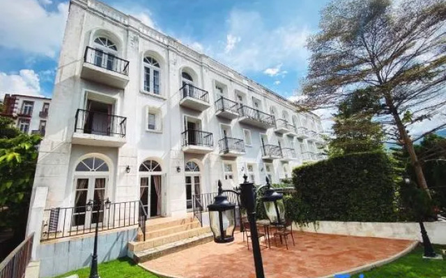 Villa Primo Khaoyai near Toscana
