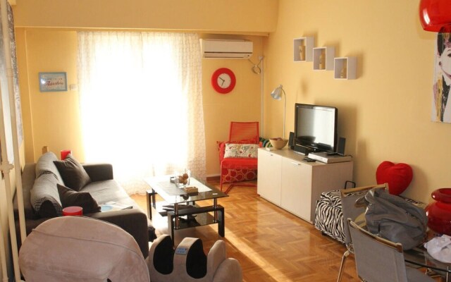 Colorful apartment in Athens!