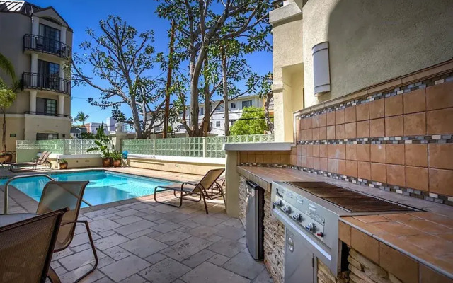 Beverly Hills Condos