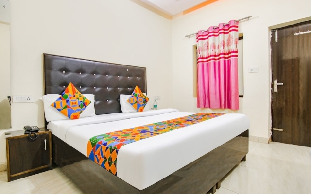 Fabhotel Kb Square