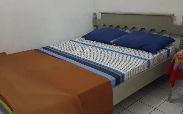 OYO 90079 Villa Pondok Idola