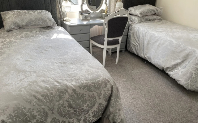 Tower Hill Guest House