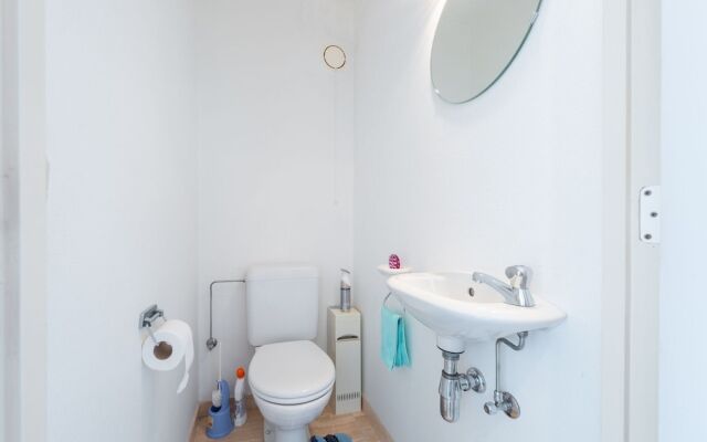 Bright Apartment With Sea-views