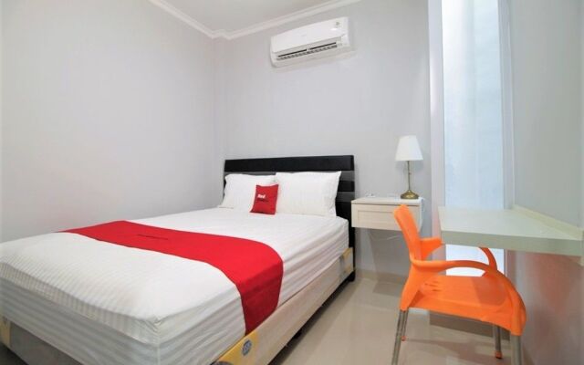 RedDoorz @ Meruya Selatan