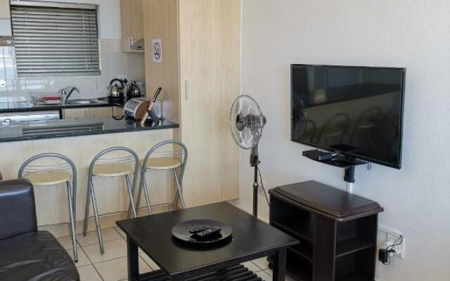 Point Village Accommodation - Santos 40