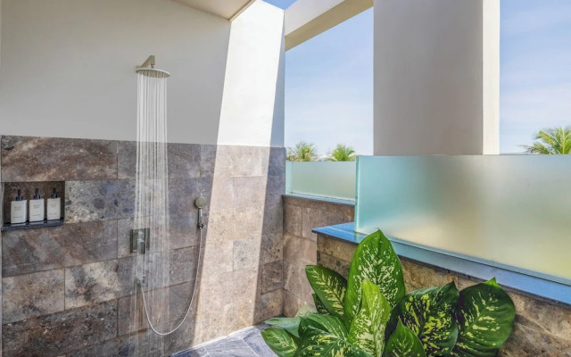 Danang Marble Beach Resort