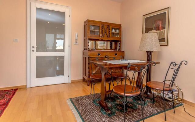Art Deco Apartment