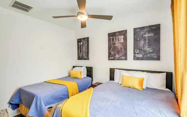Bright Nashville Townhome ~ 5 Mi to Downtown!