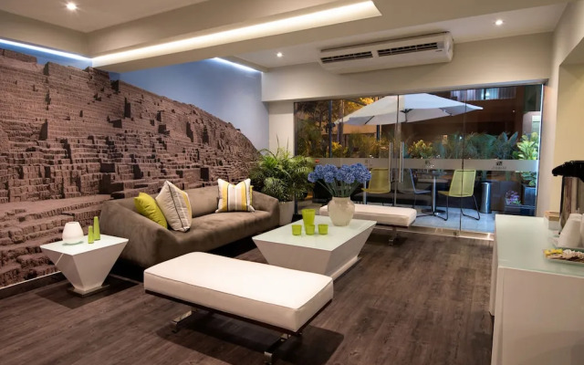 Mariel Hotel & Apartments