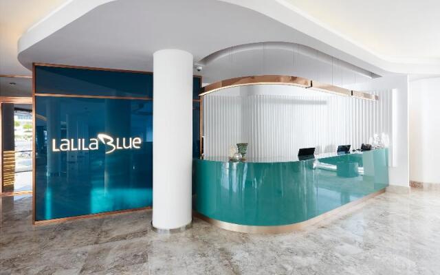 Lalila Blue Suites