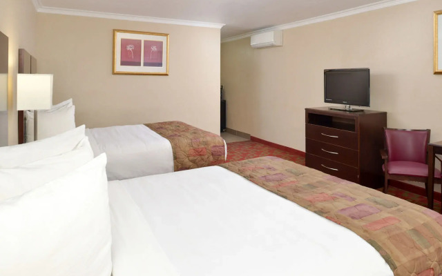 Pacific Shores Inn