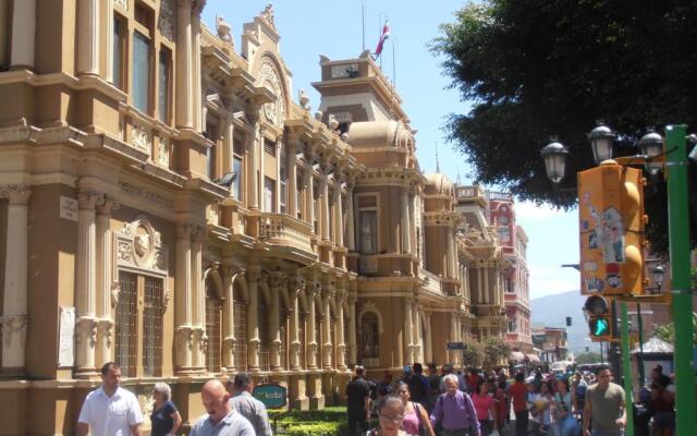 Hotel Trianon