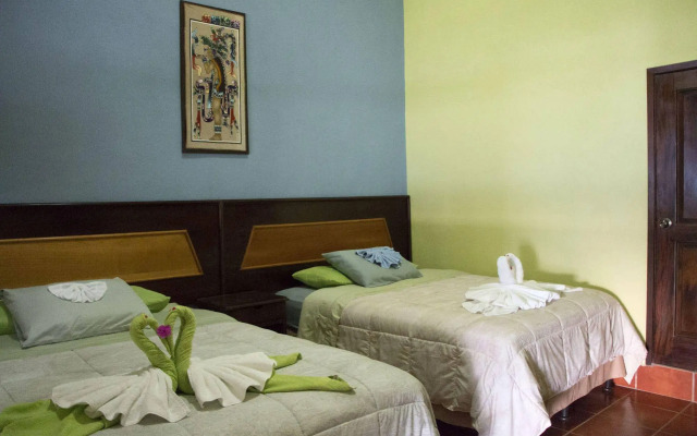 Hotel La Ribiera del Lago Peten Itza