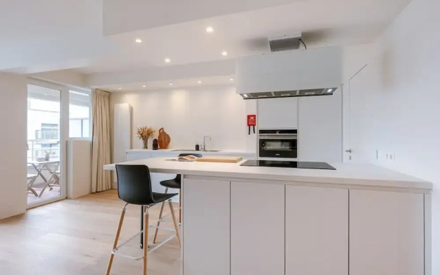 Trendy Apartment for 4 at 200m From the Coastline