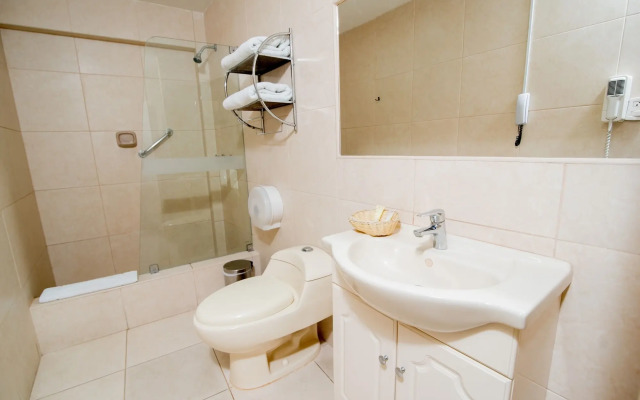 El Angolo Hotel Piura