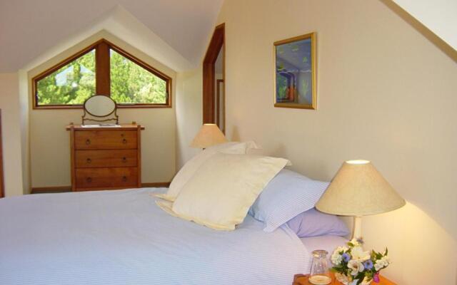 Waiwurrie Coastal Farm Lodge