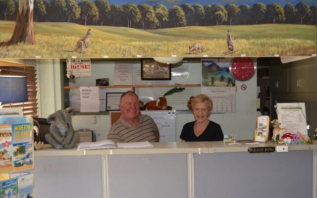 Beerwah Glasshouse Mountains Motel
