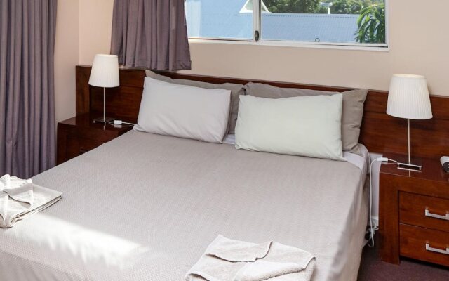Cable Beachside Villas