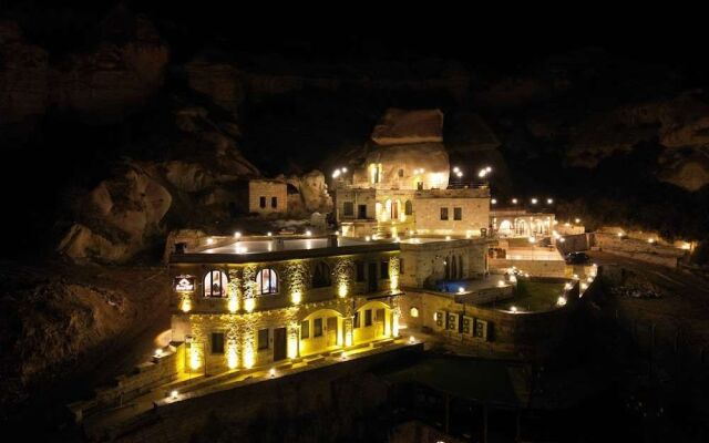 Cappadocia Secret Hill Cave Suites
