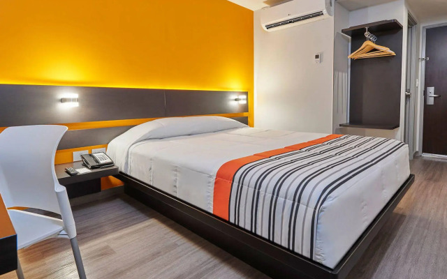 City Express Junior by Marriott San Luis Potosi Carranza