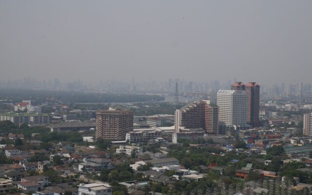 Sky Home at Bangkok-Bangna