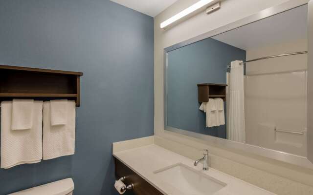 WoodSpring Suites Roanoke