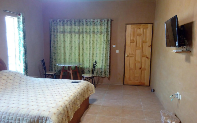 Baandin Resort