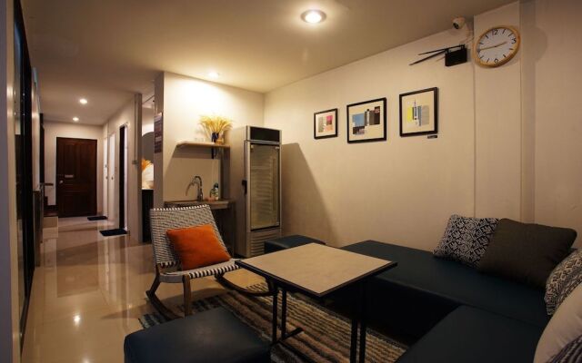 OYO 934 VR Meet Hostel