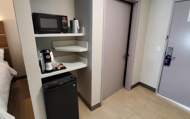 Holiday Inn Express Hotel and Suites Kinston by IHG