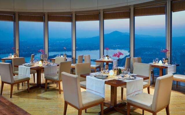 InterContinental Nanjing by IHG