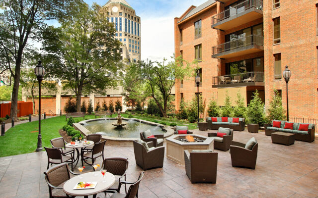 Residence Inn by Marriott Cincinnati Downtown/The Phelps