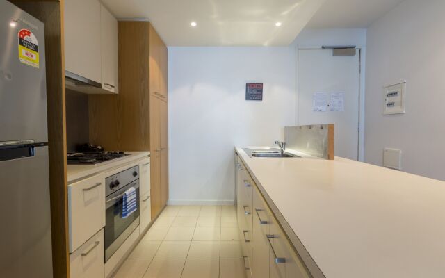 Apartments Melbourne Domain - New Quay Docklands
