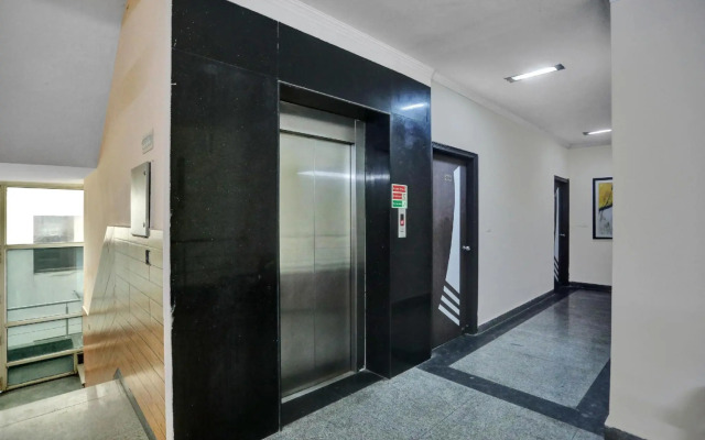 OYO Townhouse 764 Hotel Happy Keys Townhouse