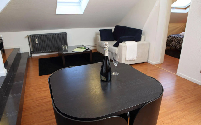 The Queen Luxury Apartments - Villa Carlotta