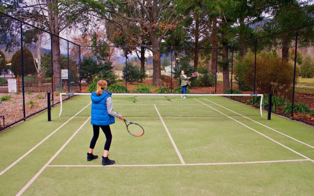 Discovery Parks - Bright