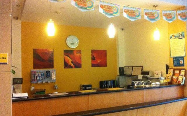 7 Days Inn North Of Waitan