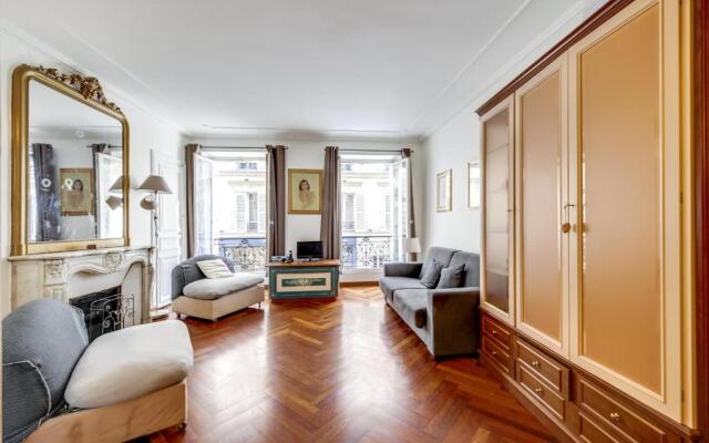 Place Des Vosges Apartment Id96