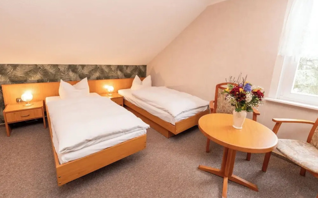 Hotel Waldhaus Waltershausen