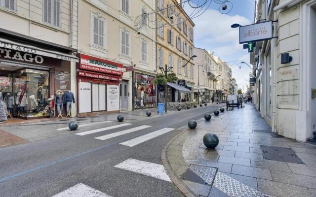 Cozy Studio on Bd Croisette-AC- BeachesCongress by Olidesi