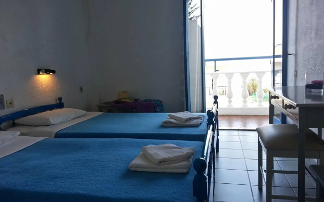 Iro Hotel