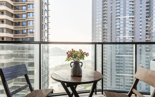 Locals Boutique Apartment WanzaiCEC No.6