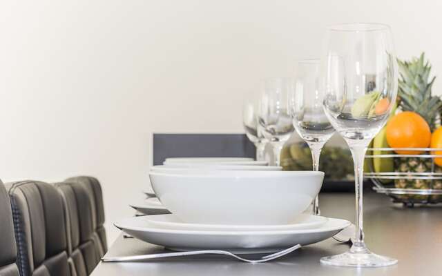 Heron House Apartments