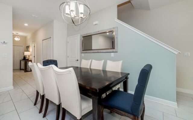 9051 Dogleg Drive
