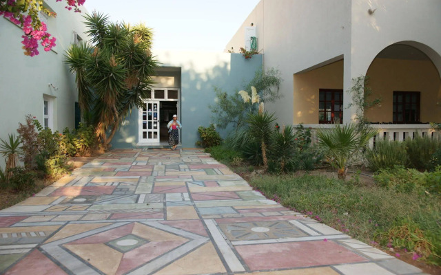 Elies Villa