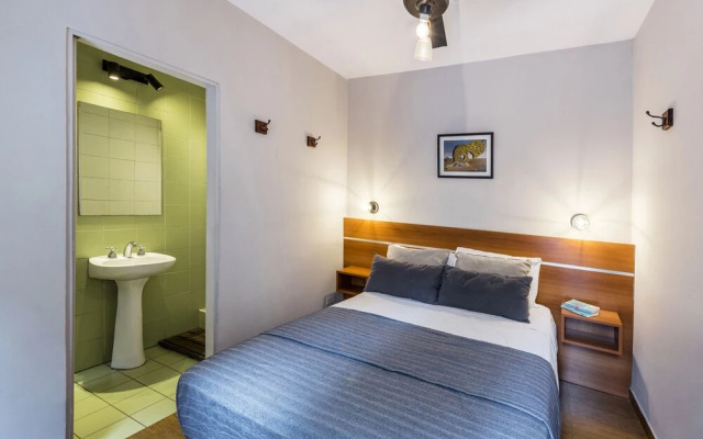 Puerto Limon Hostel