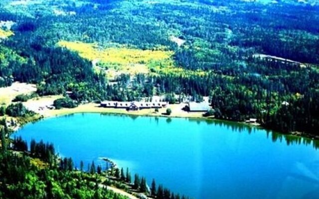 Nakoda Lakeside Lodge